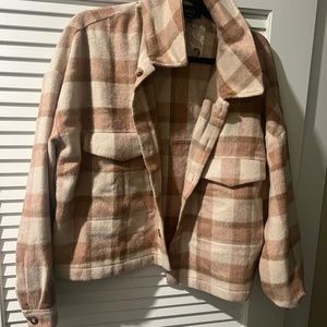 Vici Harper plaid cropped shacket